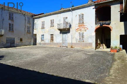 Rustico, da ristrutturare, 700 m², Sessame