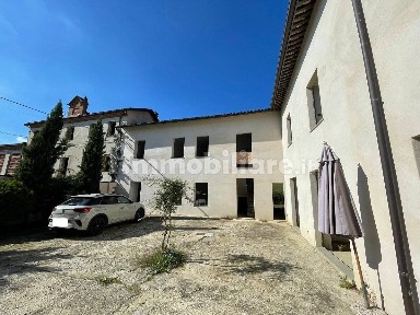 Cascina Località Castelletto 3, Castagnole delle Lanze