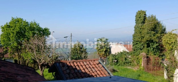 Albugnano, Via Regina Margherita