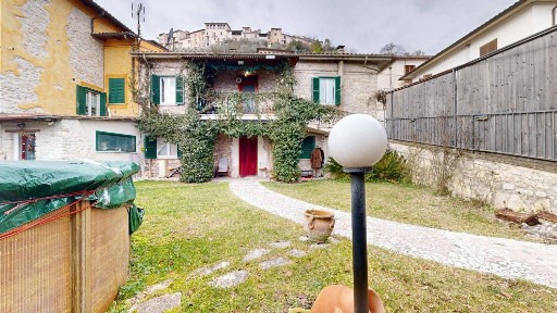 Terratetto unifamiliare via valle 15 Contigliano,rieti, Centro, Contigliano