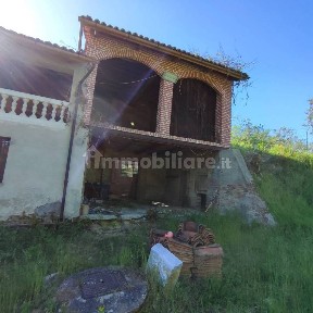 Casa colonica, da ristrutturare, 160 m², Castiglione, Asti