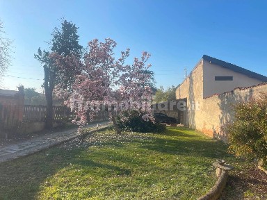 Cascina Strada Statale Padana Inferiore 70, Castello di Annone