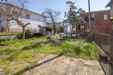 Terratetto plurifamiliare Borgo Provaroni 82, Villa Provaroni, Poggio Bustone