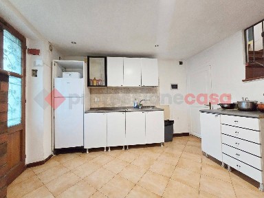 Terratetto unifamiliare piazza Regina Elena, 5, San Filippo, Contigliano