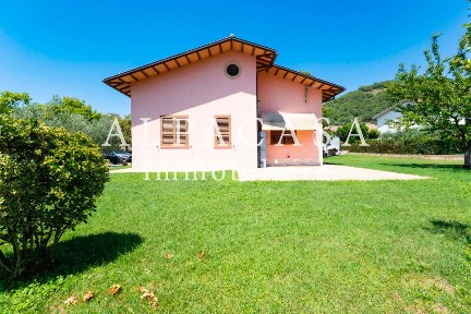 Terratetto unifamiliare via Renara 15, Piedicolle, Rivodutri