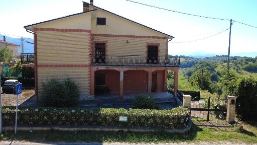 Terratetto unifamiliare via del Colle 42, Centro, Selci