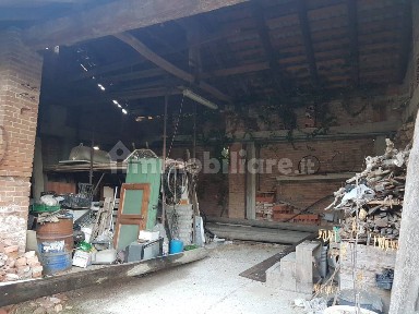 Cascina, da ristrutturare, 250 m², Montiglio, Montiglio Monferrato