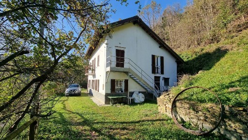 Casale, ottimo stato, 200 m², Canelli