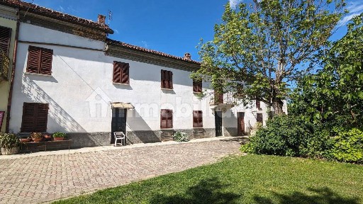 Portacomaro, Via Montà, 80