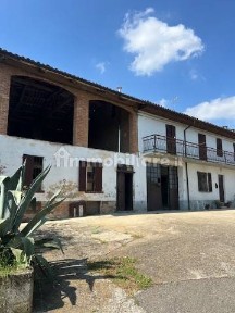 Cascina via Madonna, Madonna D'Olmetto, Cossombrato