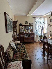 Casale via Marchesi Roero 49, Cortanze