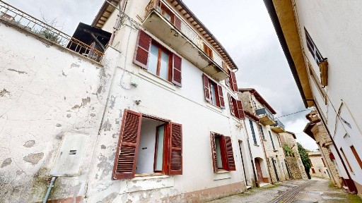 Contigliano, Via della Valle, 20