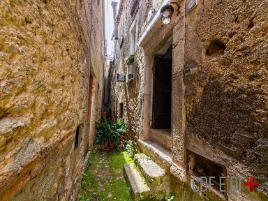 Poggio Nativo, Via Francesco Florido