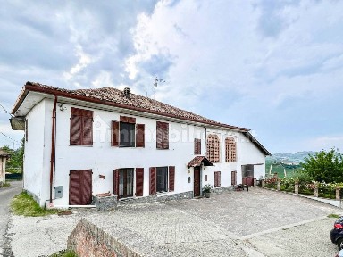 Cascina viale Guglielmo Marconi, Centro, Costigliole d'Asti