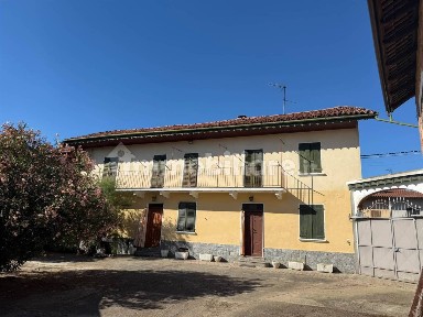 Rustico via Marchesi Roero, Cortanze