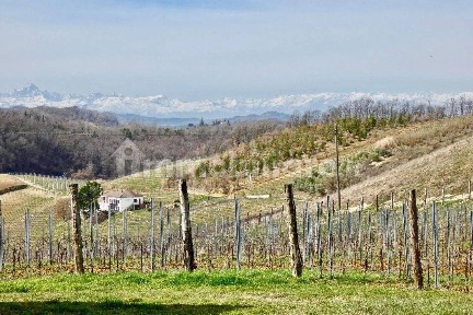 Cascina 600 m², Rocchetta Palafea