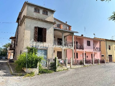 Tarano, Via Giuseppe Mazzini