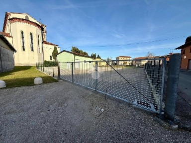 Magazzino - Deposito in Affitto
