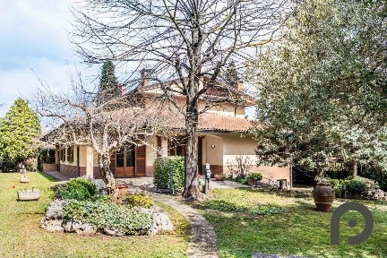 Castel San Pietro Terme, Via Pietro Nenni, 15