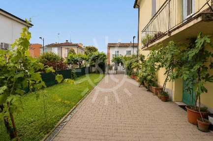 Villa bifamiliare via Giosuè Carducci 12 Molinella, Centro, Molinella