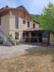 Monterenzio, Via Caduti di Cefalonia, 7