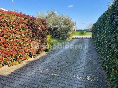 Villa bifamiliare via Zoppa 1F, San Prospero, Zello, Imola