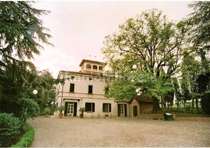 Villa unifamiliare via Felicione, Dozza