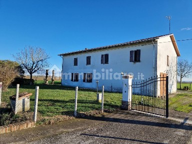 Villa plurifamiliare, ottimo stato, 260 m², Crevalcore