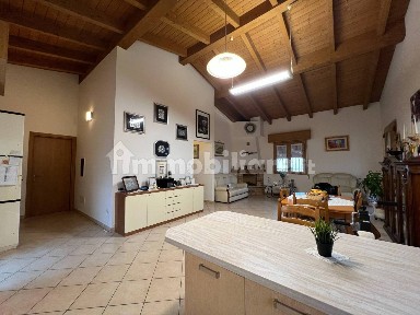 Villa unifamiliare, ottimo stato, 250 m², Centro, Castel d'Aiano