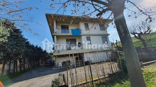 Villa bifamiliare via 1 Maggio 167, Porretta Terme, Alto Reno Terme