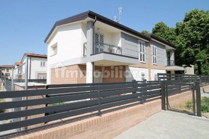 Villa unifamiliare via Campazza, Castelletto, Valsamoggia