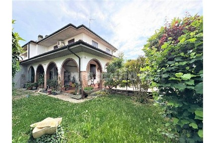 Castel San Pietro Terme, Via Altiero Spinelli, 15