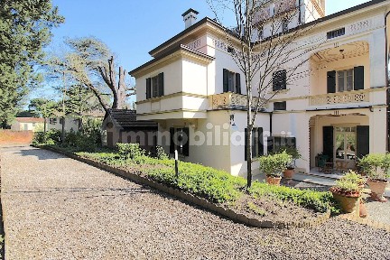 Villa unifamiliare via Felicione 8, Centro, Dozza