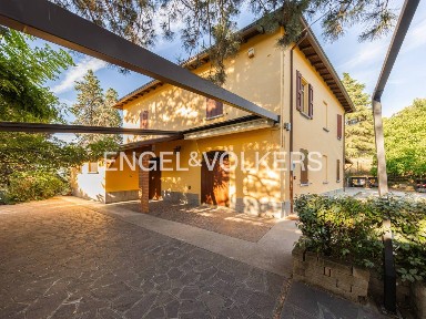 Villa unifamiliare via Castel de' Britti, Castel Dei Britti, San Lazzaro di Savena