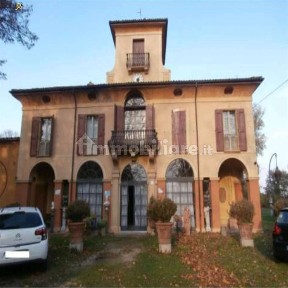 Villa all'asta via Santa Maria 1, Bologna