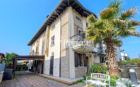 San Pietro in Casale, Via M. Biagi