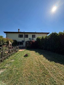 Villa unifamiliare via San Salvatore 3333, Medicina