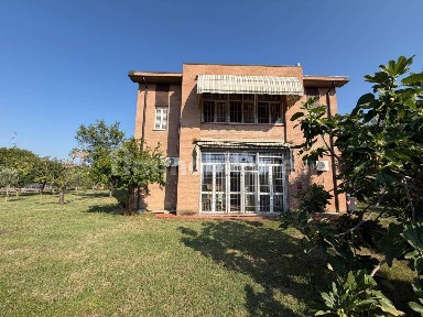 Villa bifamiliare via Maceri Superiore 1, Minerbio