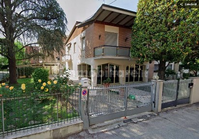 Castel Maggiore, Via Dante Alighieri, 2-4