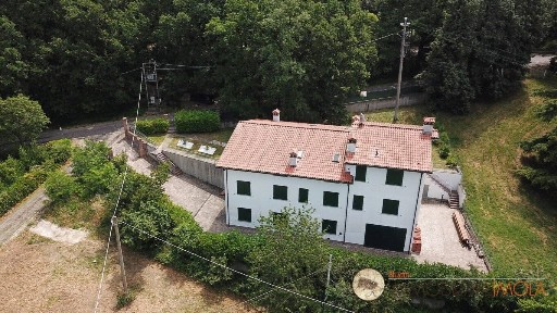 Villa bifamiliare via Cappelli, Tre Monti, Imola