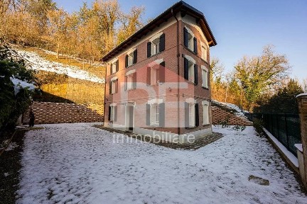 Villa unifamiliare via Landa, Monte San Pietro