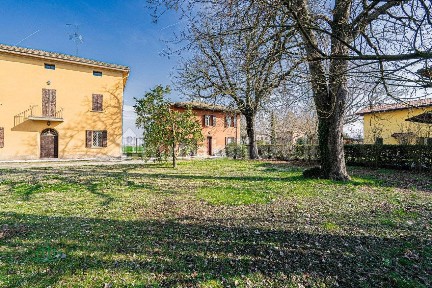 Bologna, Pilastro, Via Frabazza, 9
