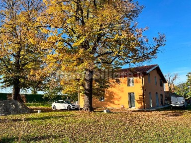 Bologna, Borgo Panigale, Via Rigosa