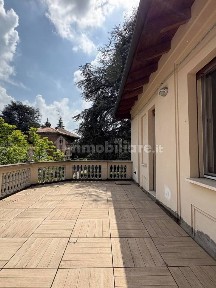 Villa unifamiliare 440 m², Centro, Garibaldi, Casalecchio di Reno