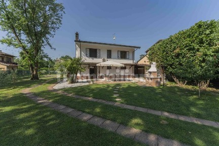 Malalbergo, via Boschi, ⠀