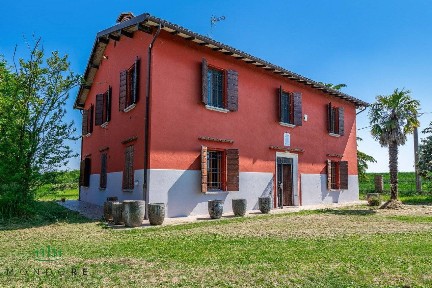 Villa unifamiliare via Cacciatori 4460, Crevalcore