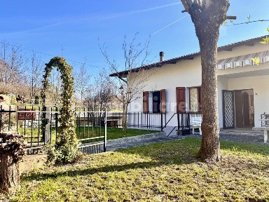 Villa bifamiliare via del Mulino, Abetaia, Gaggio Montano