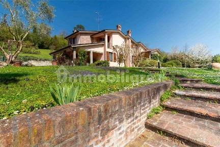 Imola, Via Comezzano