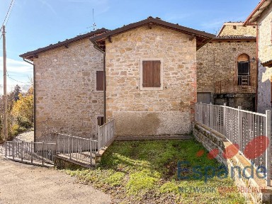 Villa plurifamiliare via collina di savignano 16, Collina Di Savignano, Grizzana Morandi