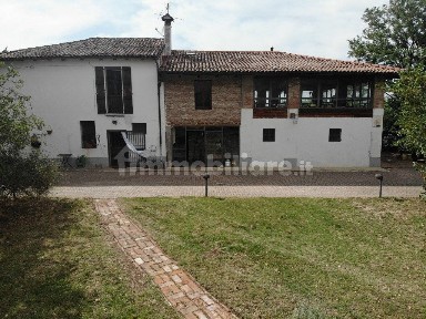 Castel San Pietro Terme, Via Bernarda